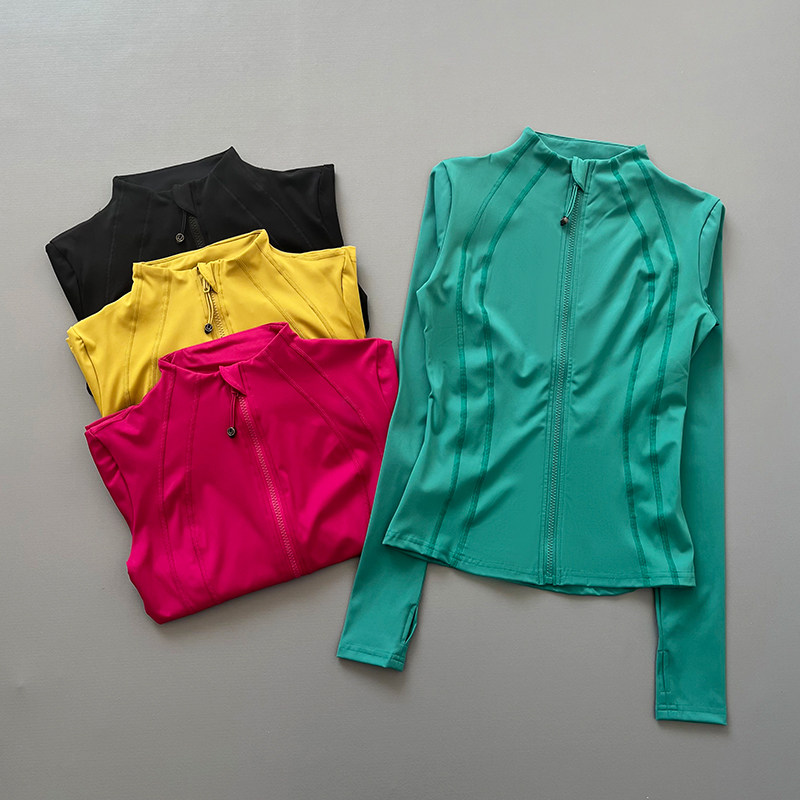 Yoga Fitness Jacket - جاكيت رياضي نسائي بأكمام طويلة وسحاب