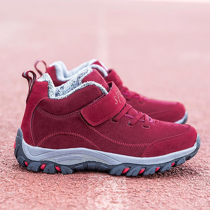 Yoga Fitness First - short winter sports shoes for women