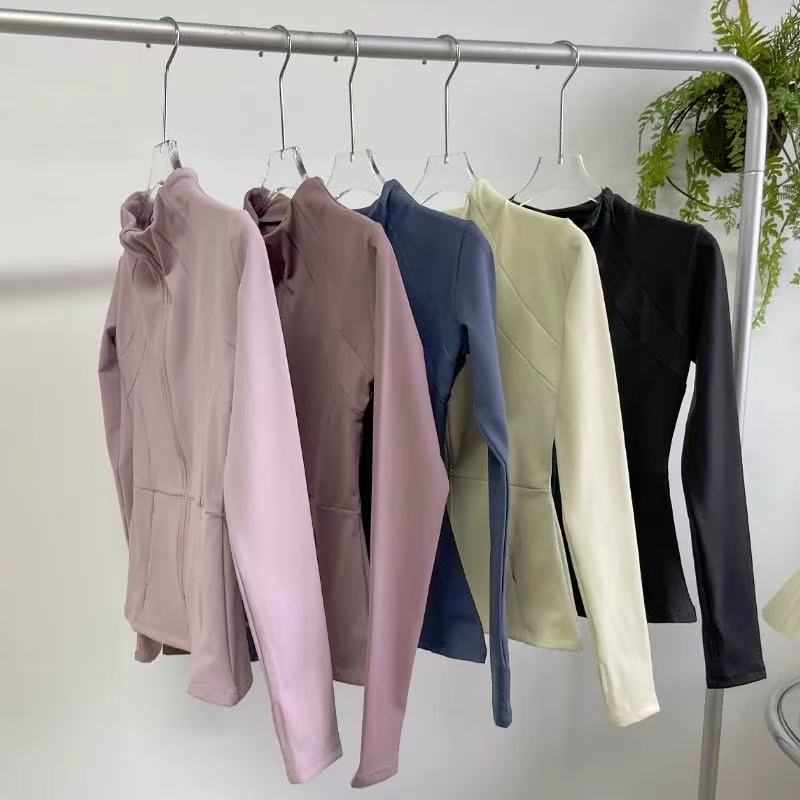 سترة نسائية رياضية من الصوف بأ - مراجعة Yoga Fitness Jacket وسعره